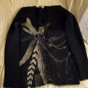 Graphic sweater